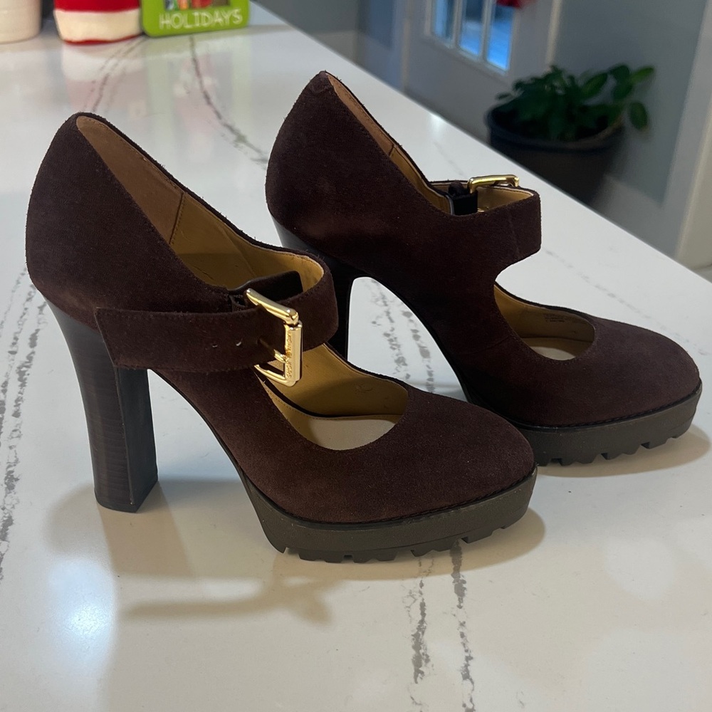 Michael Kors Dark Brown Suede Heels with Gold Buckle Size 7.5 M - Picture 13 of 16